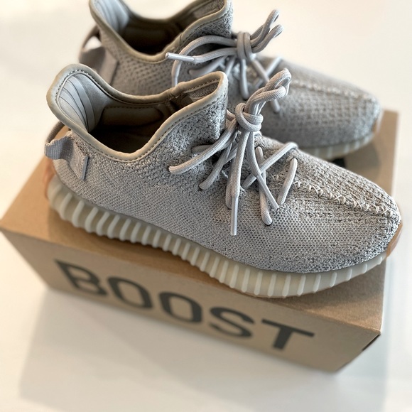 Adidas Yeezy Boost 350 V2 Sesame Size 1-2 men's, fits women